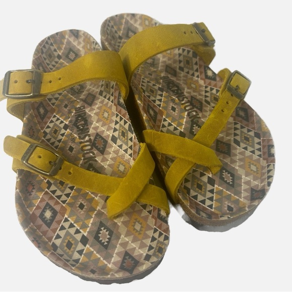 NEW Birkenstock Mayari Leather Oiled Aztec Sandals Yellow Boho Outdoors 36 EU